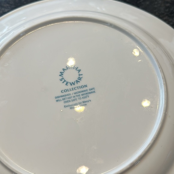 For Martha Stewart Longmeadow pattern dinner plates 11 inches wide no chips - Picture 2 of 2